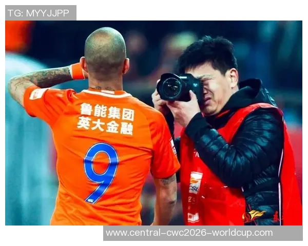 激情绿茵场上的胜利时刻足球Win7主题让你的桌面焕发活力