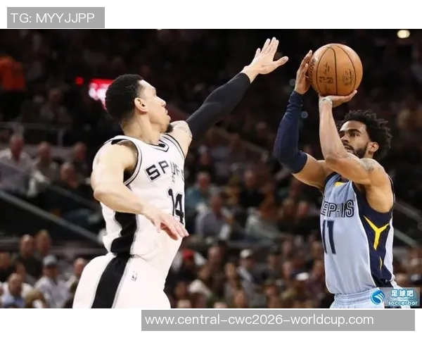 足球与篮球的激情碰撞与街头打架的对抗精神探讨